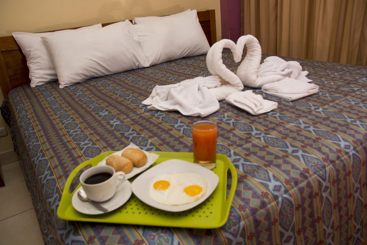 Hotel Jhor Bush Пукальпа Экстерьер фото