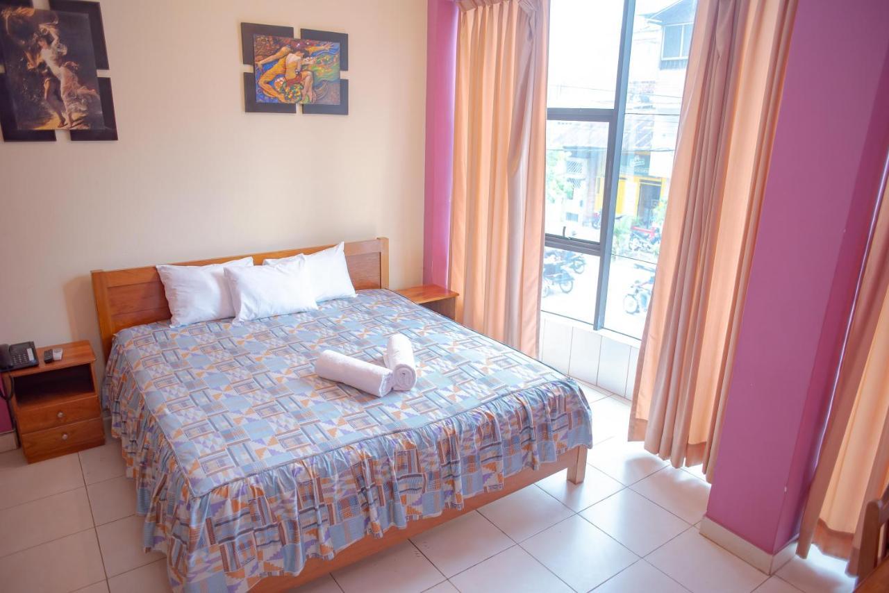 Hotel Jhor Bush Пукальпа Экстерьер фото