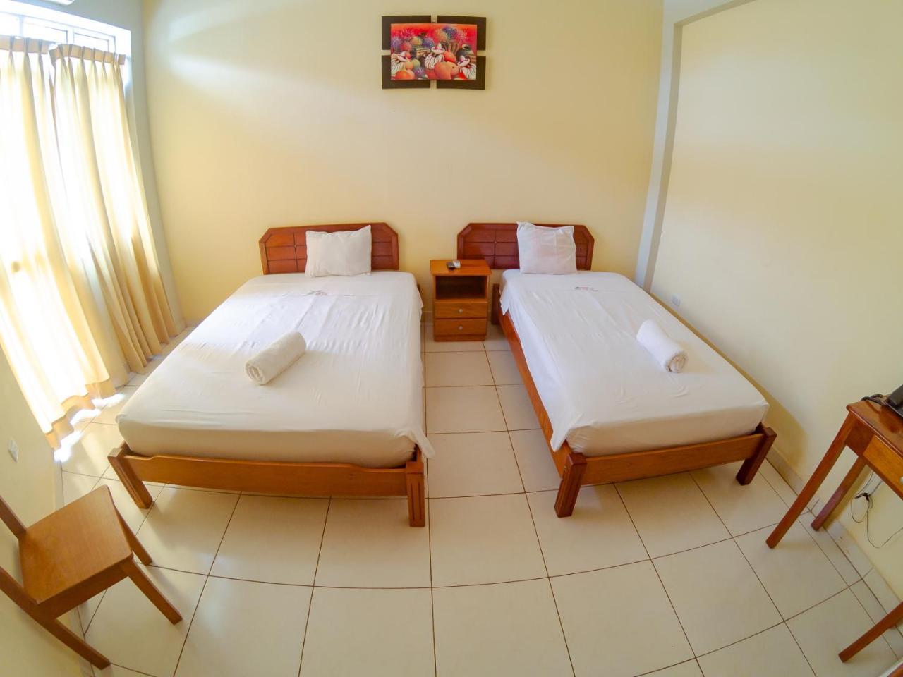 Hotel Jhor Bush Пукальпа Экстерьер фото