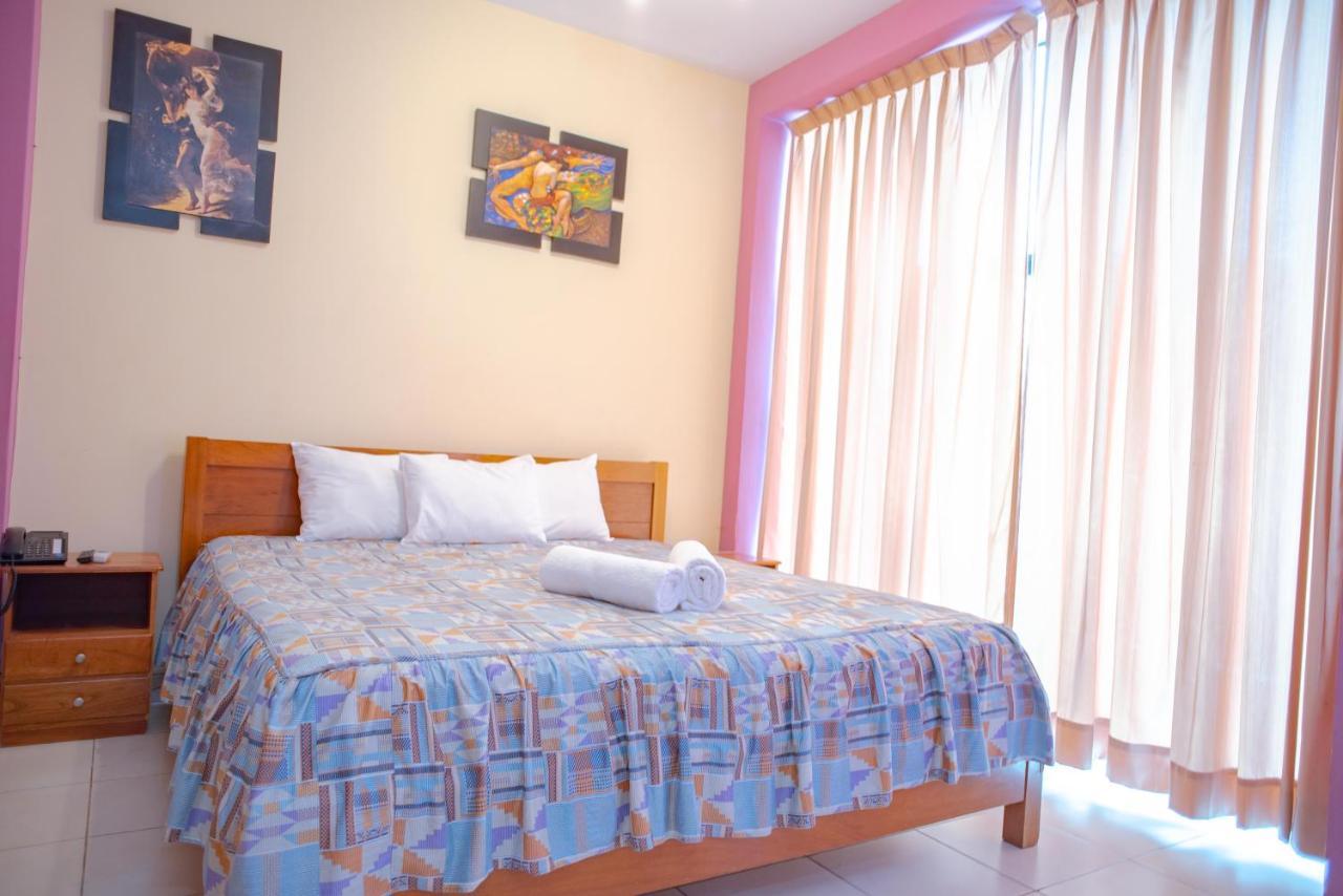 Hotel Jhor Bush Пукальпа Экстерьер фото